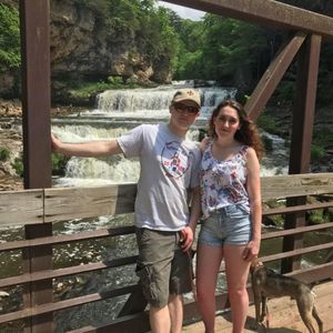 Meet your Posher, Emerald